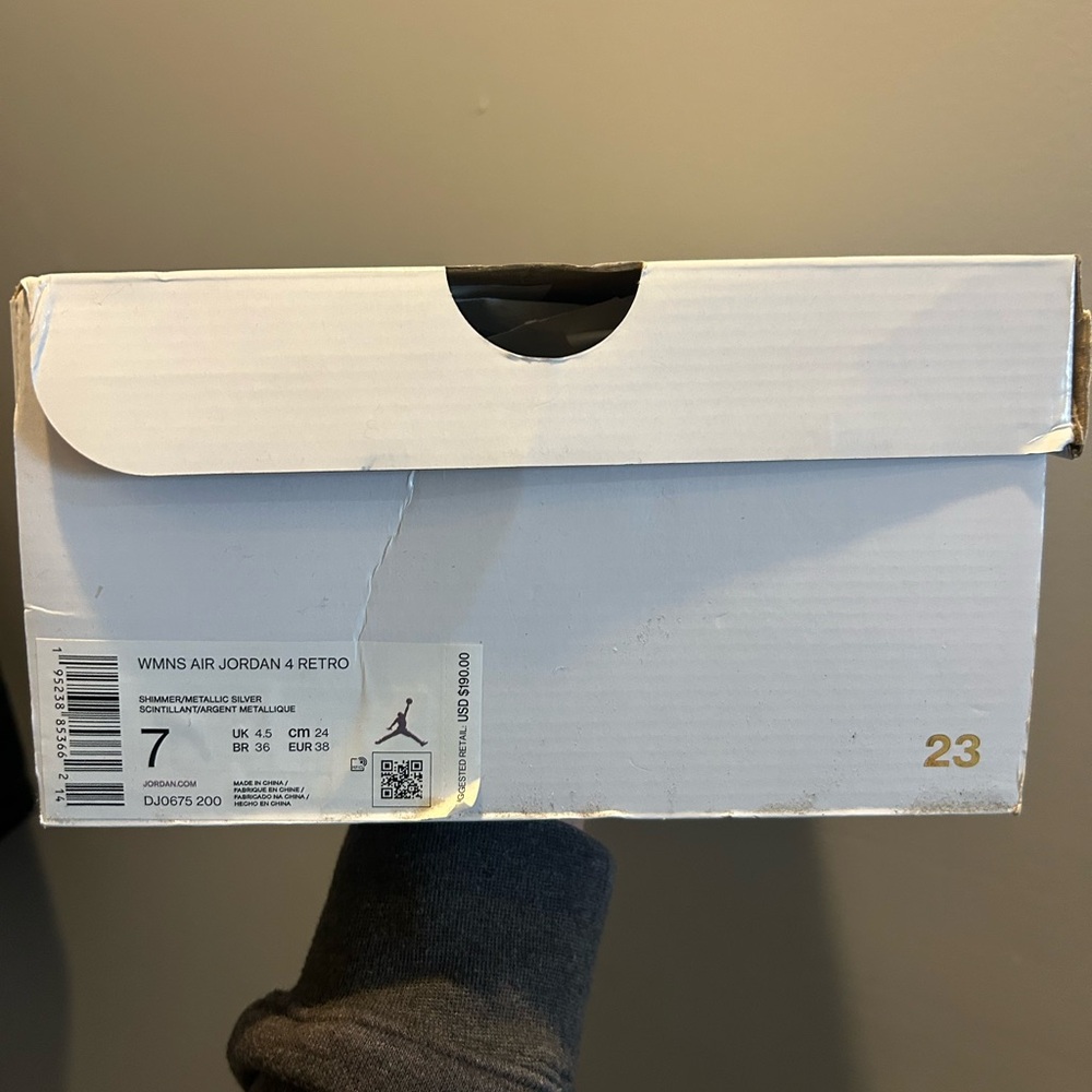 Women’s Jordan 4 Shimmers - Picture 4 of 4